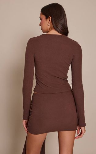 Brown Haut Long À Manches Longues En Matière Douce Brossée | Taille 34 - PrettyLittleThing - Modalova