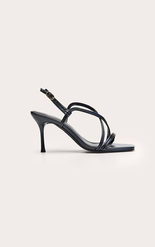 Black Sandales À Talons À Brides En Synthétiquecuir Plissé | Taille 36 - PrettyLittleThing - Modalova