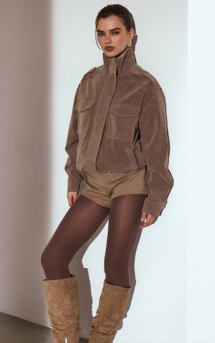 Mocha Short Taille Haute Avec Détail De Ceinture Tissée | Taille 42 - PrettyLittleThing - Modalova