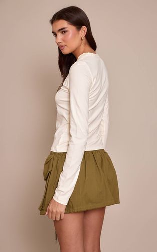 Green Mini-jupe Tissée Utilitaire À Poches | Taille 42 - PrettyLittleThing - Modalova