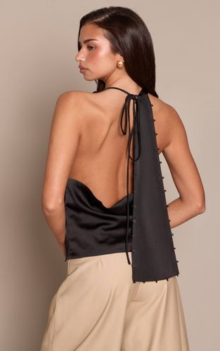 Black Haut Dos Cache-cœur En Satin Col Licou | Taille 32 - PrettyLittleThing - Modalova