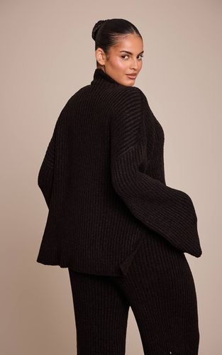Black Synthétiquell Oversize En Maille Bouclée Côtelée Grande Taille | Taille XL - PrettyLittleThing - Modalova