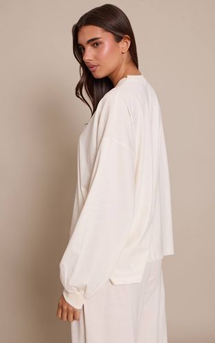 Cream Haut De Pyjama Oversize À Manches Longues | Taille XS - PrettyLittleThing - Modalova