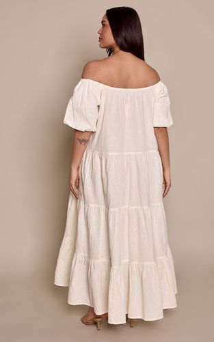 Cream Robe Maxi Grande Taille À Encolure Bardot Étagée Effet Lin | Taille 46 - PrettyLittleThing - Modalova