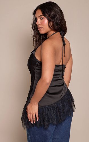 Black Top Caraco Shape En Satin Avec Détails De Dentelle | Taille 42 - PrettyLittleThing - Modalova