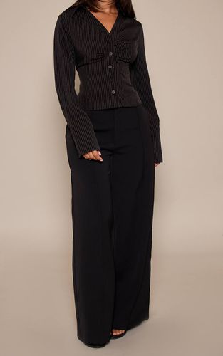 Black Pantalon Tailleur Large À Coutures Frontales Petite | Taille 42 - PrettyLittleThing - Modalova