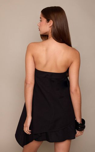 Black Haut Long Fluide En Lin À Encolure Bandeau Et Ourlet Asymétrique | Taille 32 - PrettyLittleThing - Modalova