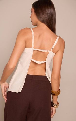 Cream Top Caraco Aspect Lin Avec Détail Dos À Bretelles | Taille 32 - PrettyLittleThing - Modalova