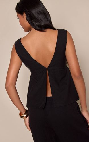 Black Haut Sans Manches À Plongeant Aspect Lin | Taille 32 - PrettyLittleThing - Modalova
