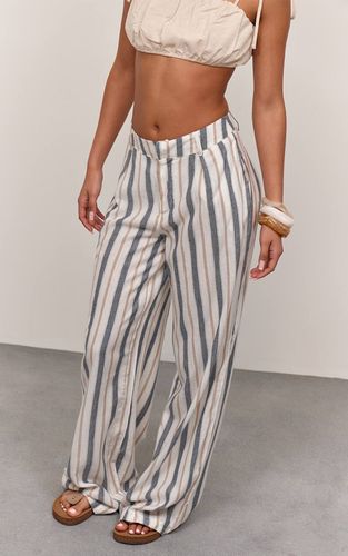 Multi Pantalon Droit Ajusté À Rayures Aspect Lin | Taille 42 - PrettyLittleThing - Modalova