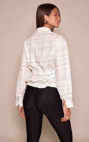 Haut À Carreaux Avec Taille Froncée Et Lien Noué | Taille 42 - PrettyLittleThing - Modalova