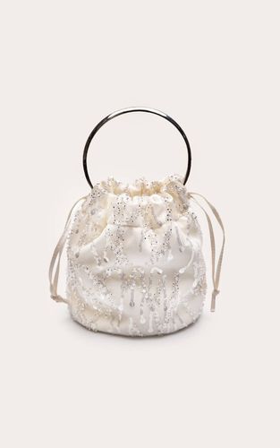 Pochette Froncée En Satin Ornée D'embellissements - PrettyLittleThing - Modalova