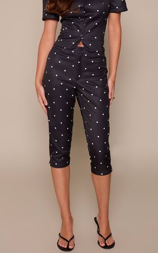 Black Pantalon Capri Ajusté | Taille 32 - PrettyLittleThing - Modalova