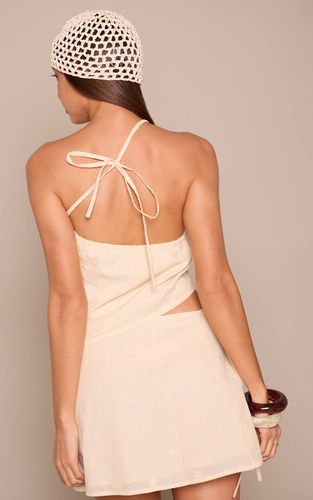 Lemon Ensemble Haut À Une Épaule Avec Broderie Florale | Taille 42 - PrettyLittleThing - Modalova
