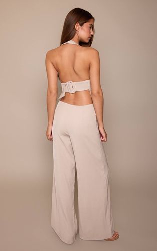 Stone Combinaison Jambes Larges Col Licou Détail Boucle | Taille 42 - PrettyLittleThing - Modalova