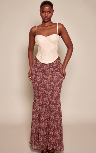 Brown Jupe Longue À Queue De Poisson En Mousseline Imprimé Abstrait | Taille 32 - PrettyLittleThing - Modalova