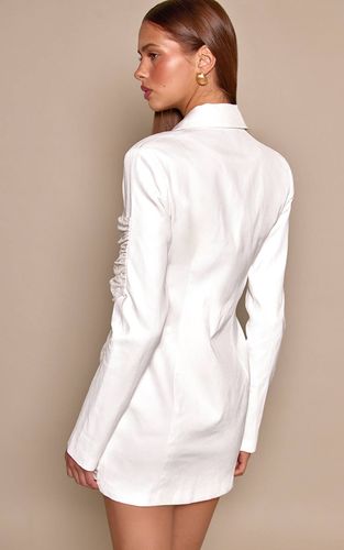White Robe Blazer À Détails En Dentelle | Taille 42 - PrettyLittleThing - Modalova