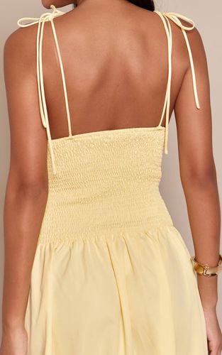 Lemon Robe Maxi Tissée À Bretelles Avec Taille Froncée | Taille 42 - PrettyLittleThing - Modalova
