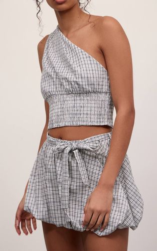 Black Ensemble Coordonné Jupe Bouffante À Carreaux Avec Taille Nouée | Taille 42 - PrettyLittleThing - Modalova