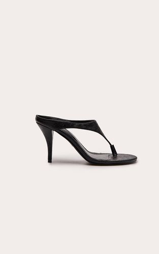 Black Escarpins À Talon Avec Bride Entre Les Orteils Et Empeigne Haute En Synthétiquecuir | Taille 38 - PrettyLittleThing - Modalova