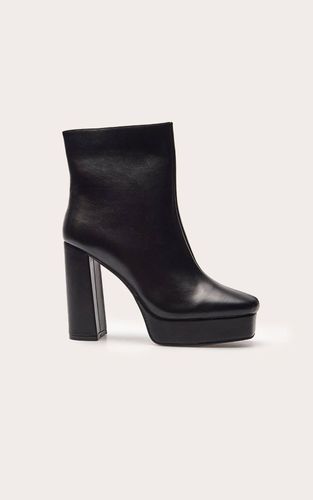 Black Bottines À Talons Carrés Et Plateforme En Synthétiquecuir | Taille 41 - PrettyLittleThing - Modalova