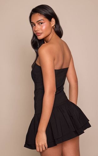 Black Robe Droite Bandeau En Tissu Extensible Avec Détail Boutons | Taille 42 - PrettyLittleThing - Modalova