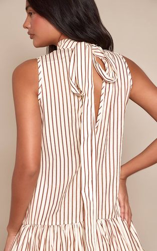 Stone Robe Droite À Rayures Avec Col Licou Et Détail Noué | Taille 42 - PrettyLittleThing - Modalova