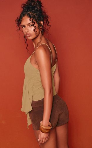 Olive Caraco Aérien À Ourlet Mouchoir | Taille 32 - PrettyLittleThing - Modalova