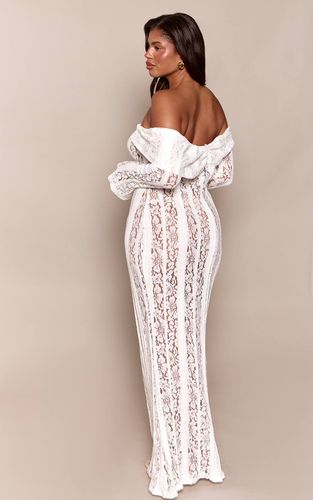 White Robe Maxi En Dentelle À Manches Longues Et Col Bardot Ajustée | Taille 42 - PrettyLittleThing - Modalova