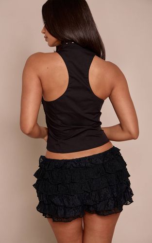Black Top Ajusté Sans Manches À Col Broderie Cœur Petite | Taille 42 - PrettyLittleThing - Modalova