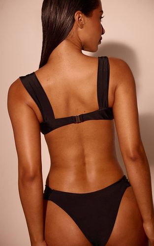 Black Haut De Bikini À Armatures | Taille 42 - PrettyLittleThing - Modalova