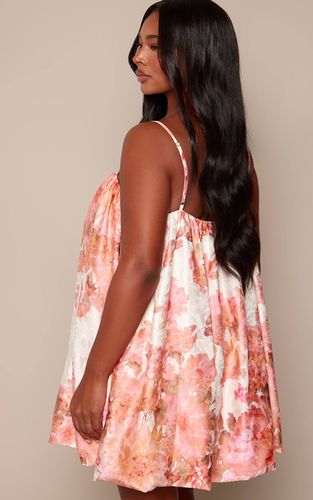 White Robe Courte Grande Taille À Détail Caraco Imprimé Fleuri | Taille 46 - PrettyLittleThing - Modalova