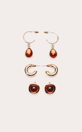 Brown Boucles D'oreilles Multi-pack Assorties Dorées En Résine - PrettyLittleThing - Modalova