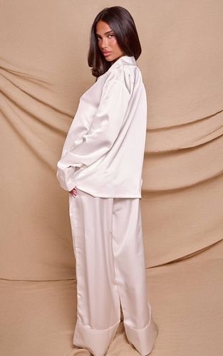 White Ensemble Pyjama Long Avec Détail Nœud En Satin | Taille XS - PrettyLittleThing - Modalova