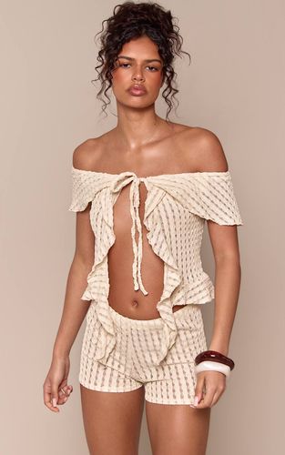 Cream Short Taille Basse Texturé En Ensemble Coordonné | Taille 42 - PrettyLittleThing - Modalova