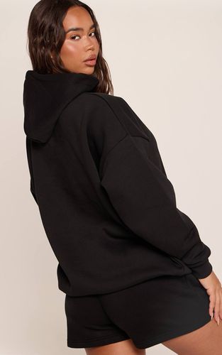 Black Short En Molleton Avec Logo PLT | Taille Small - PrettyLittleThing - Modalova