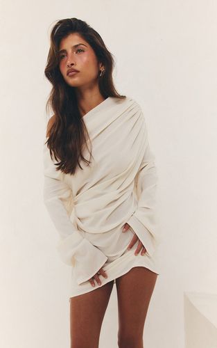 White Robe Moulante Drapée En Mousseline | Taille 36 - PrettyLittleThing - Modalova
