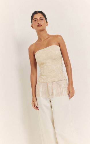 Cream Haut Bandeau Texturé À Ourlet À Franges Et Pompons | Taille 42 - PrettyLittleThing - Modalova