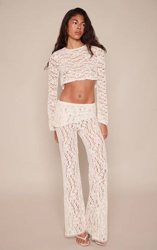 Cream Ensemble Coordonné Pantalon Évasé Superposition Dentelle Froncée | Taille 42 - PrettyLittleThing - Modalova