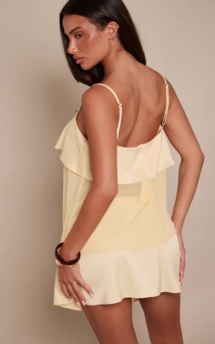 Lemon Ensemble Haut Fluide Superposé En Satin | Taille 40 - PrettyLittleThing - Modalova