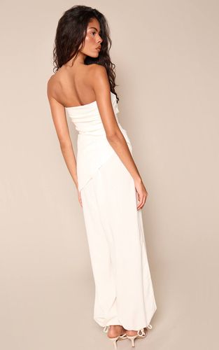 Cream Combinaison-pantalon À Jambes Bouffantes Superposition Asymétrique Tissée Texturée | Taille 42 - PrettyLittleThing - Modalova