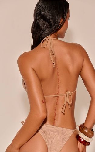 Brown Haut De Bikini Triangle Avec Perles Texturées | Taille 42 - PrettyLittleThing - Modalova