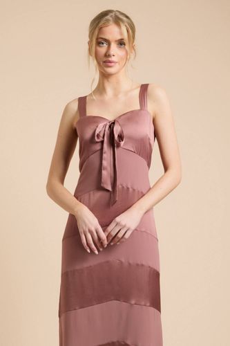 Robe Caraco À Nœud Devant En Mélange Satin Et Mousseline | Taille 18 - Oasis - Modalova