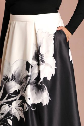 Jupe Midi Satinée Grande Taille Avec Imprimé Positionné | Taille 48 - Coast - Modalova