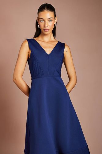 Robe Moulante Midi Sans Manches À Col V | Taille 46 - Coast - Modalova