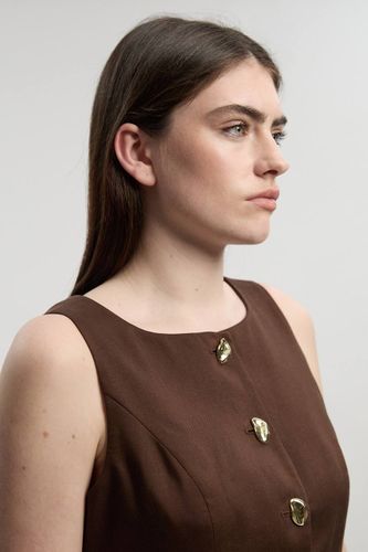 Robe Crayon Midi Petite Taillée En Lin Avec Boutonnage Devant À Effet Statement | Taille 16 - KarenMillen - Modalova