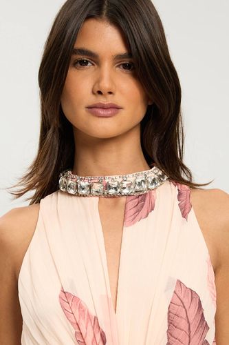 Robe Maxi Plissée Petite Avec Détail De Finition Imprimée | Taille 14 - KarenMillen - Modalova