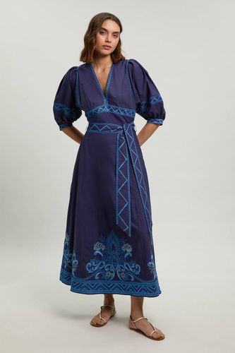 Robe Midi Ceinturée À Détails Brodés | Taille 16 - KarenMillen - Modalova