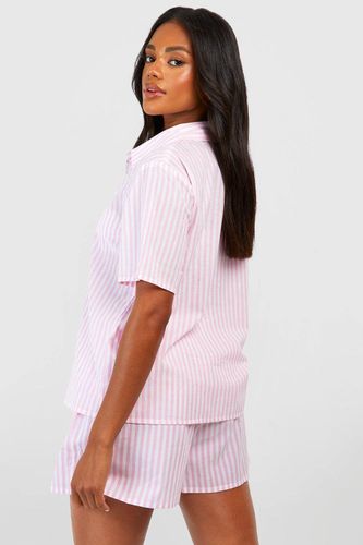 Chemise pyjama ample en coton à fines rayures et manches courtes | Taille 44 - boohoo - Modalova