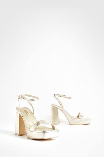 Chaussure plateforme minimaliste à large ajustement avec bout carré métallique | Taille 40 - boohoo - Modalova